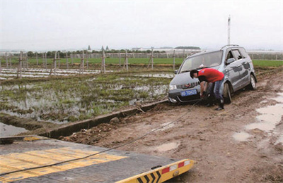 德格抚顺道路救援